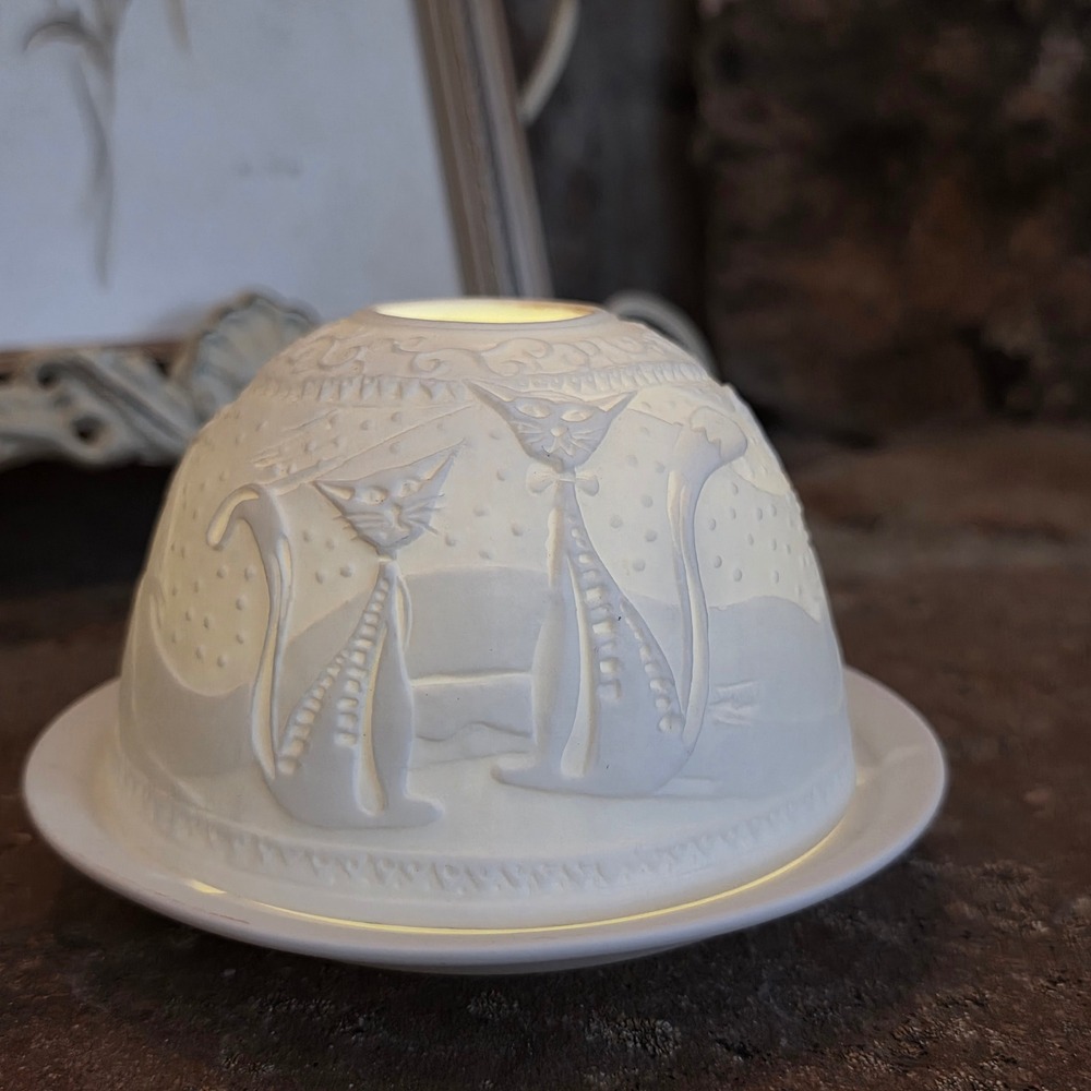 White Bisque Porcelain Lithophane Alley Cat Tea Light Fairy Lamp Candle Holder